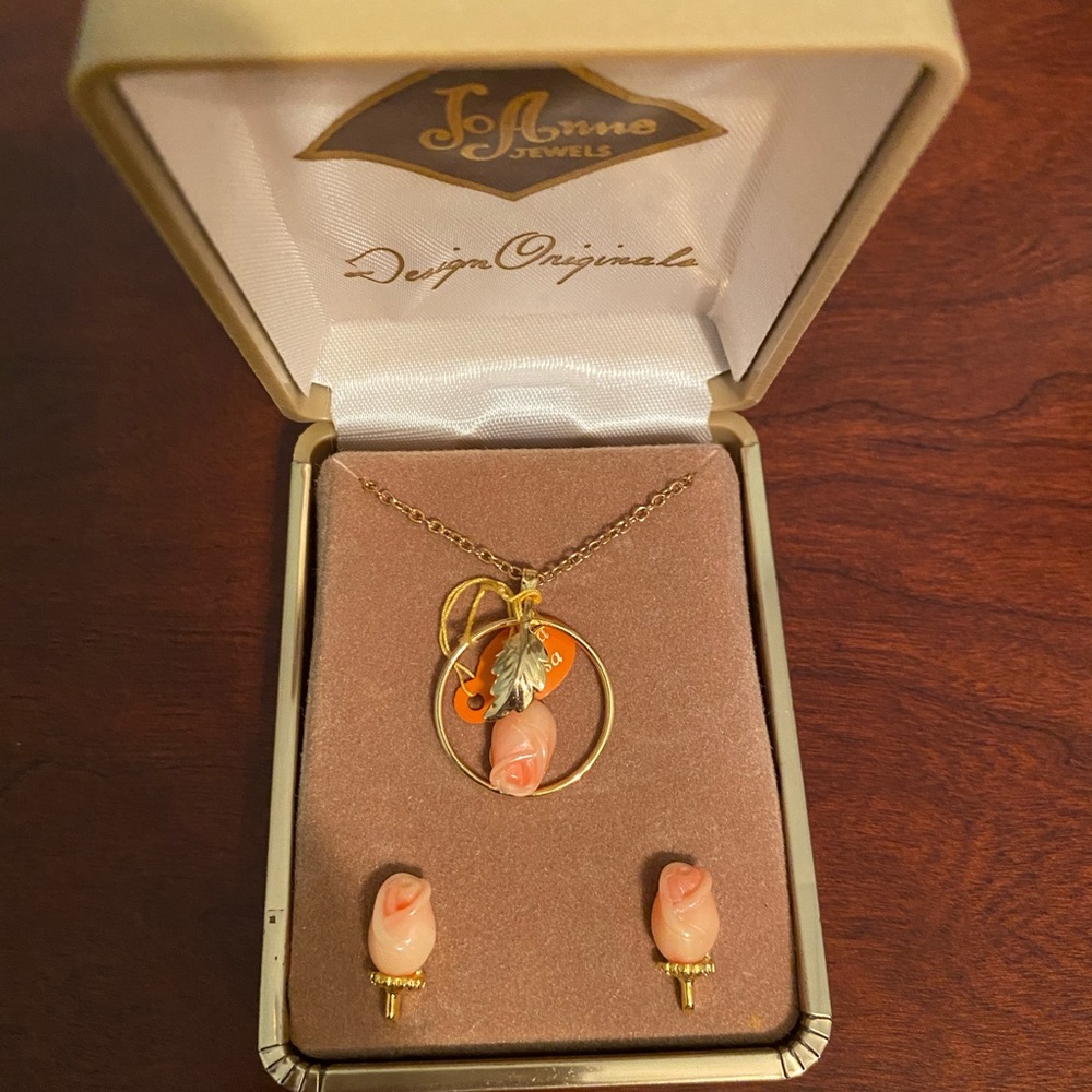 Rose Necklace And Earring Set